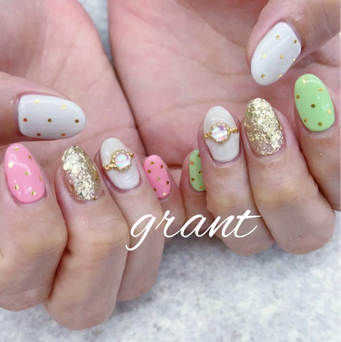 ネイル ドット nailsalon grantのネイルデザイン