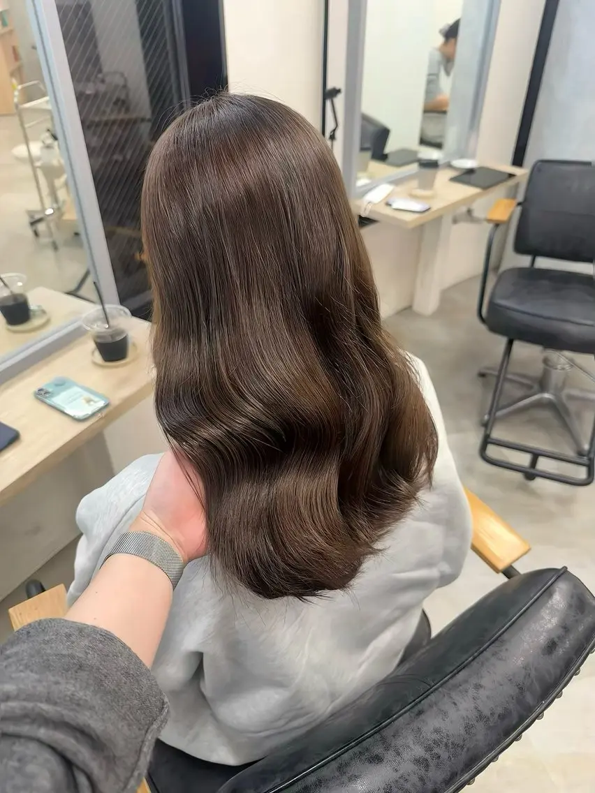ロング カラー ヘアアレンジ ダブルカラー カット ヘアカラー トリートメント Himawari♡ 柔らかいカラーのヘアスタイル