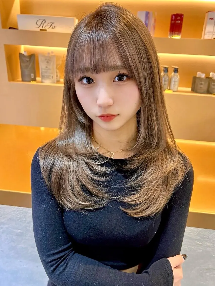 セミロング カラー パーマ ✨美髪矯正×髪質改善 🍎カイト🍎渋谷のヘアスタイル