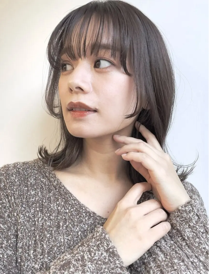 ミディアム カラー 渡辺 鴻江のヘアスタイル