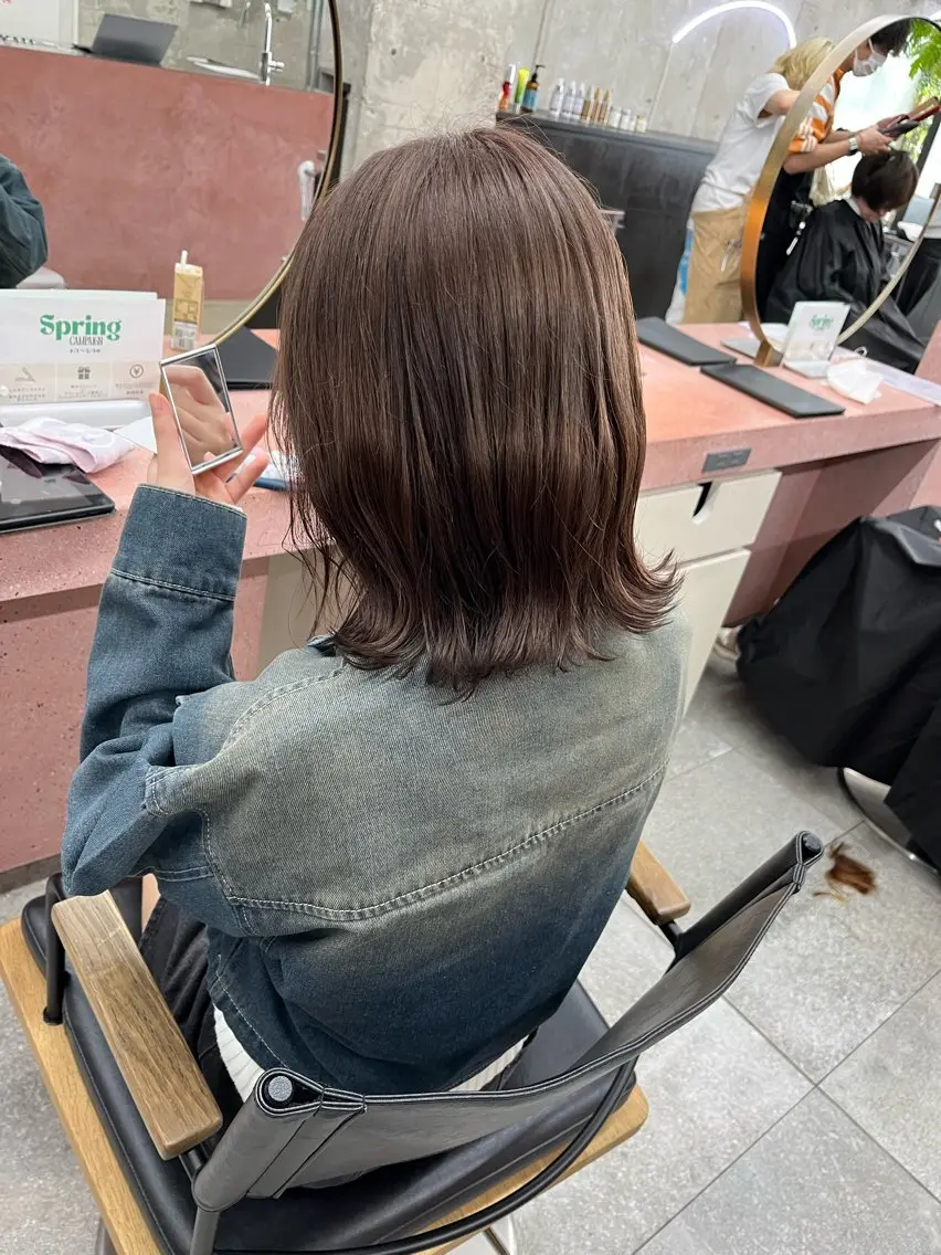 ミディアム カラー ベージュカラー ピンクカラー ピンクベージュ 小木曽智美 /ボブ/ショートのヘアスタイル