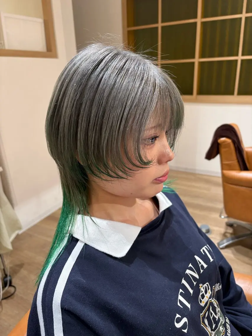 カラー ブリーチ デザインカラー ブリーチなしカラー bisou hair Kayanoのヘアスタイル