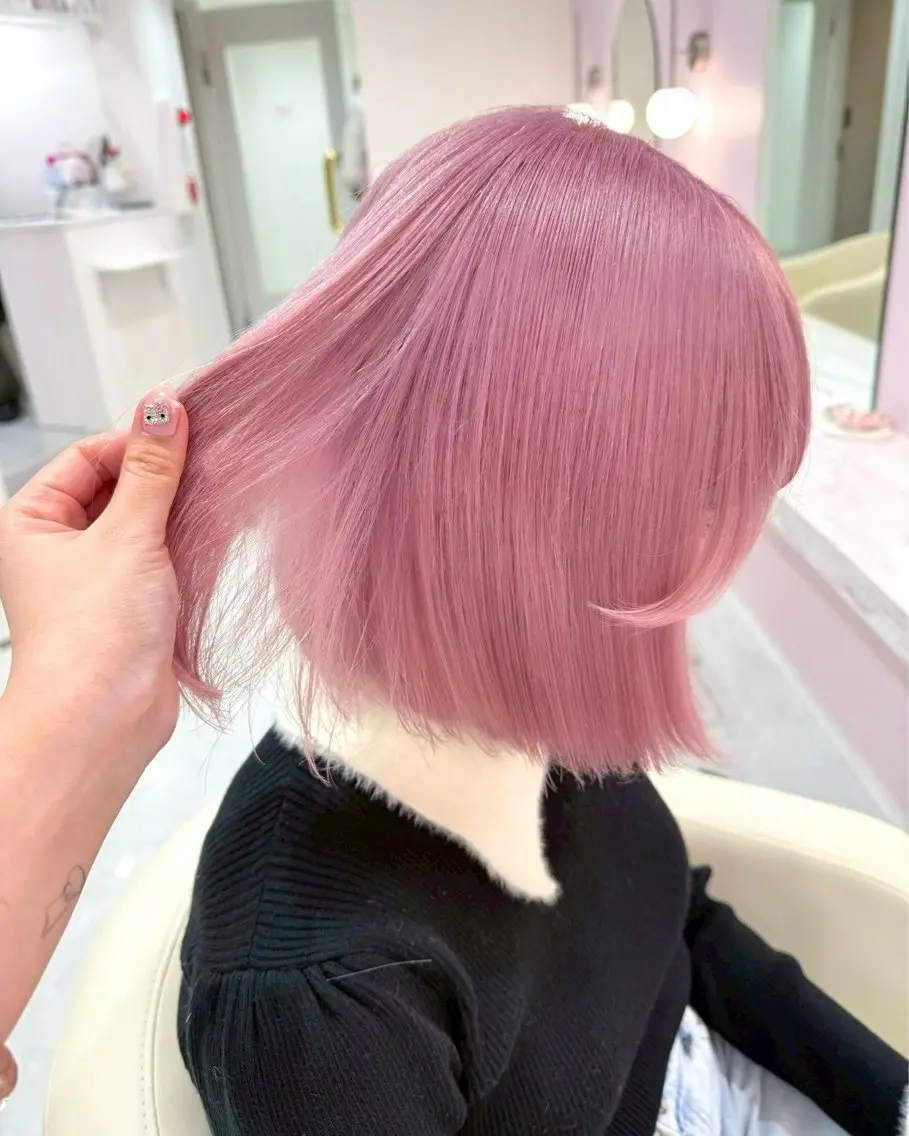 ショート カラー ブリーチ 透明感カラー ハイトーンカラー ラベンダーカラー ラベンダーピンク ヘアカラー ハイトーンカラー💞 くるみ🎀のヘアスタイル