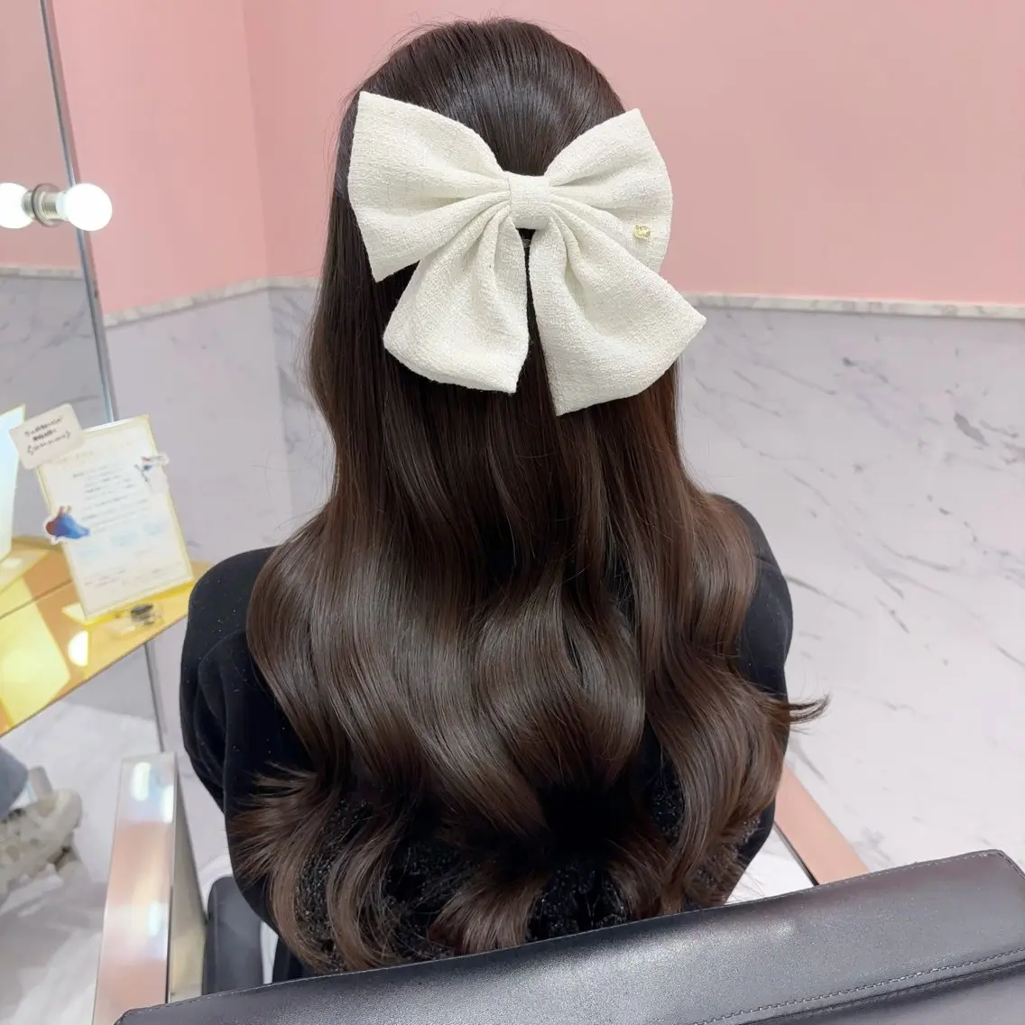 ヘアアレンジ ハーフアップ LOUIS しおりのヘアスタイル