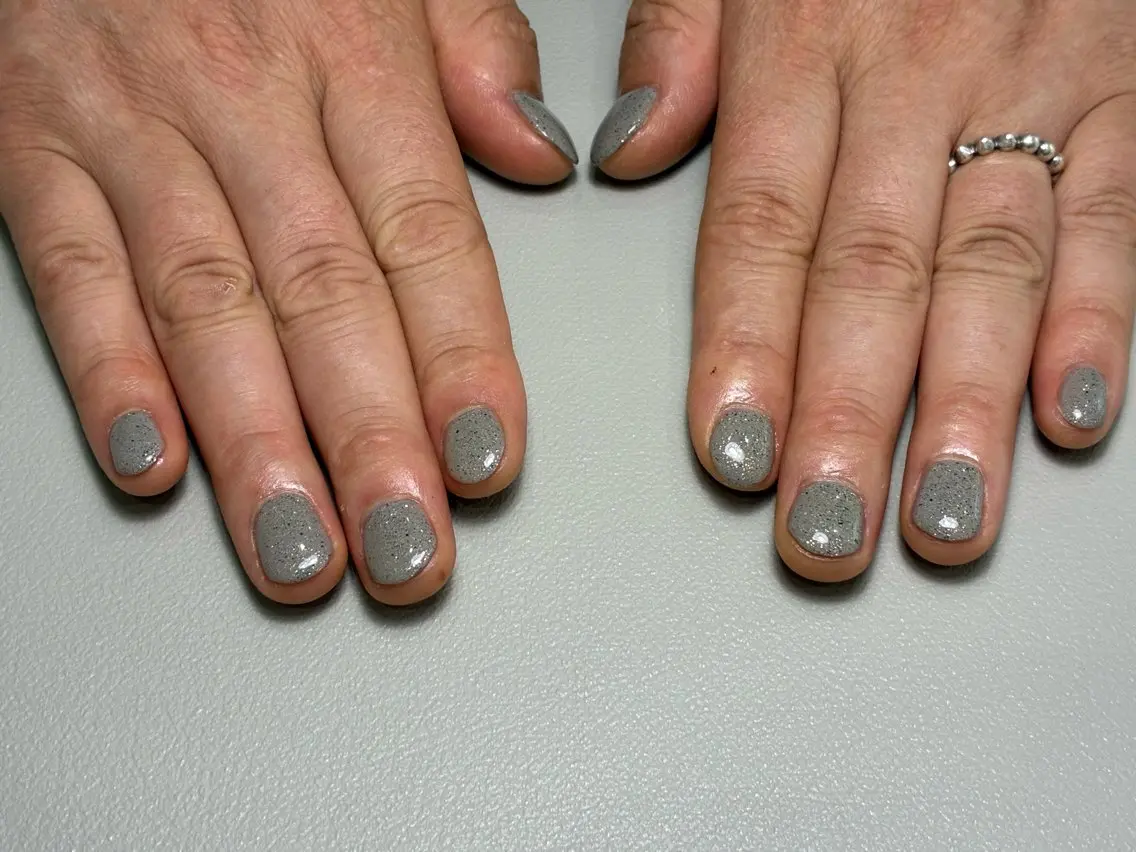 ショート ハンドネイル EyeBlow. Nail Salonの眉毛・アイブロウイメージ