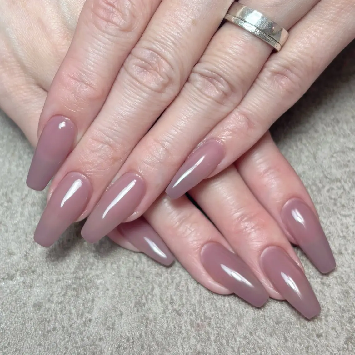 ネイル ハンドネイル nailroom DIASOMNIAのネイルデザイン