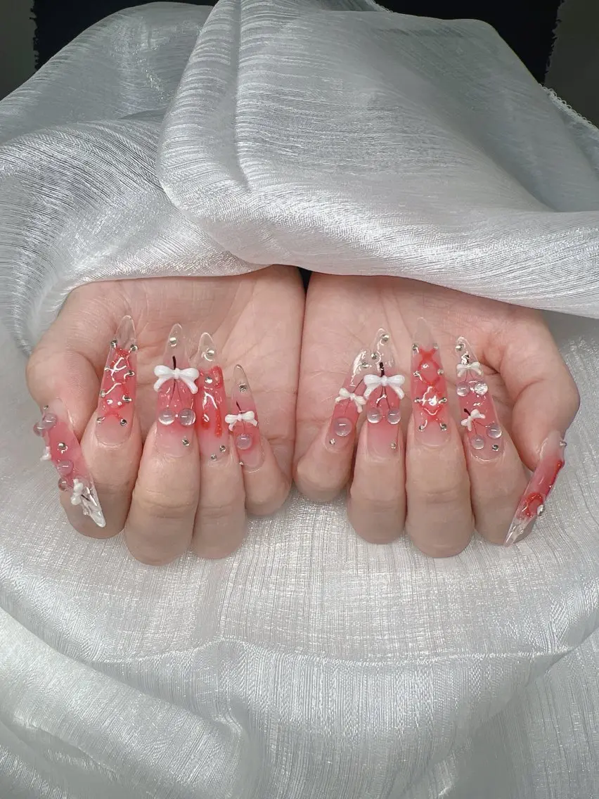 ネイル 長さ出し グラデーション キラキラネイル マグネットネイル ニュアンスネイル ハンドネイル Lee Nails チップ長さだし専門店のネイルデザイン