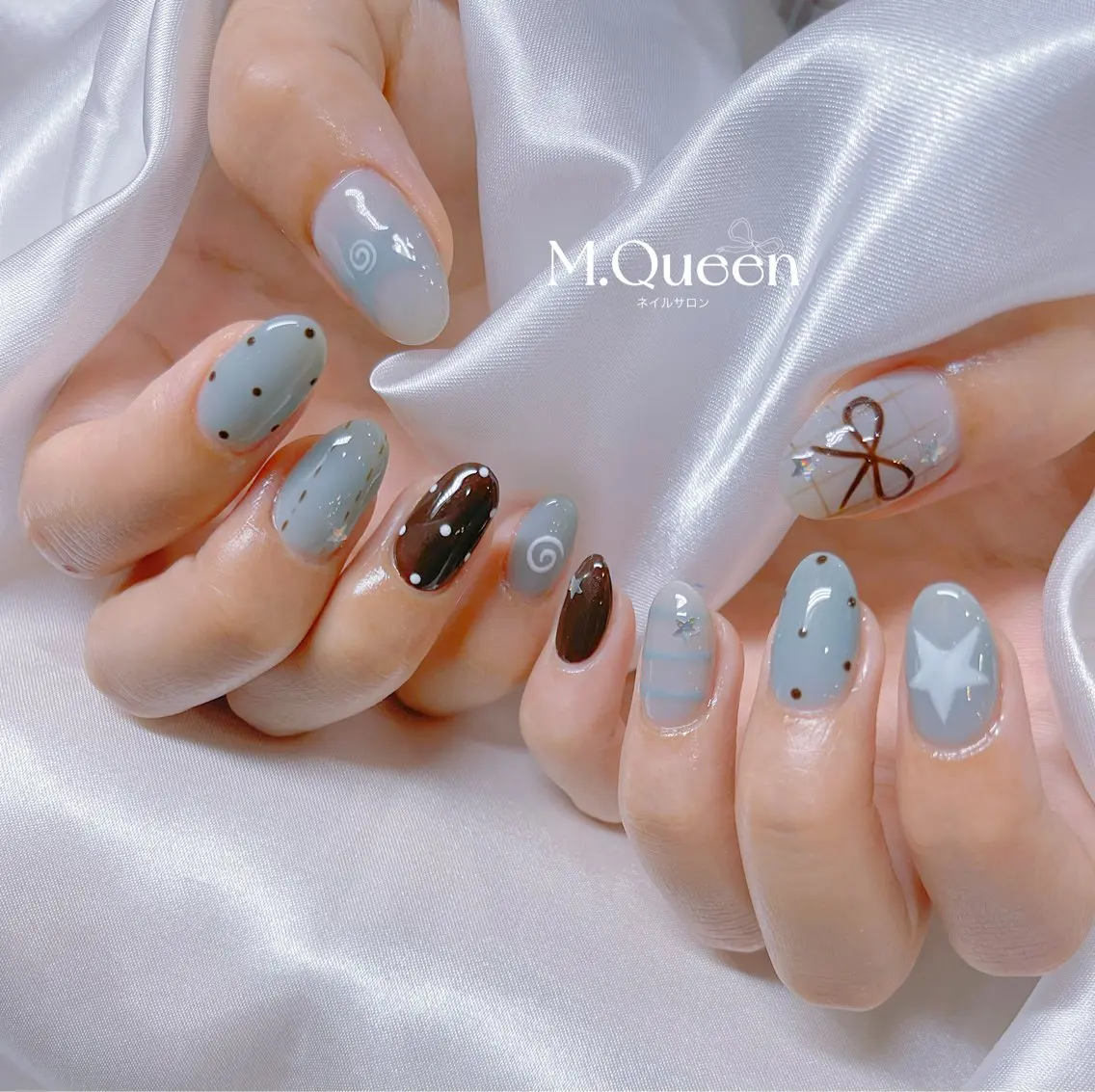 ネイル MQueen ネイルサロンマルのネイルデザイン