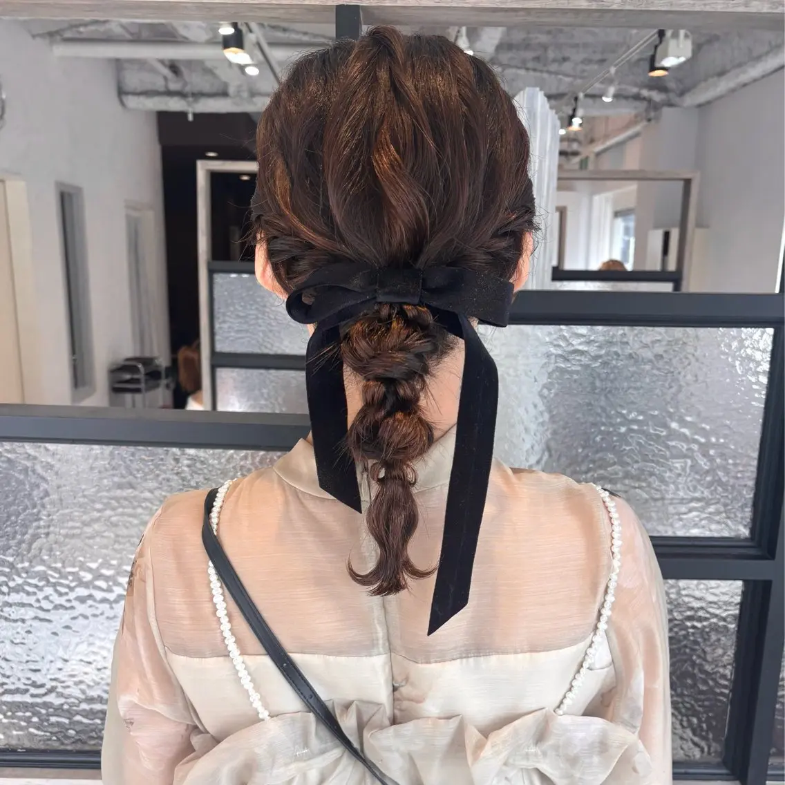ミディアム mio ︴ アレンジ ︴ 透明感カラーのヘアスタイル