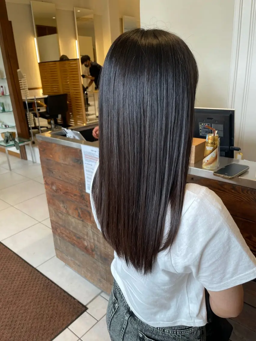 ロング カラー 片山千晴✨ツヤ髪カラ ー✨レイヤーカット✨のヘアスタイル