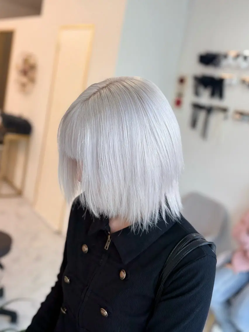 ミディアム ヘアカラー ))カラー特化(( 渡邉 怜のヘアスタイル