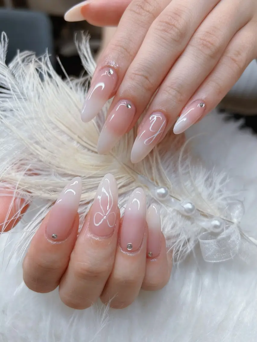 ネイル オーロラネイル ハンドネイル Gold Nail はなのネイルデザイン