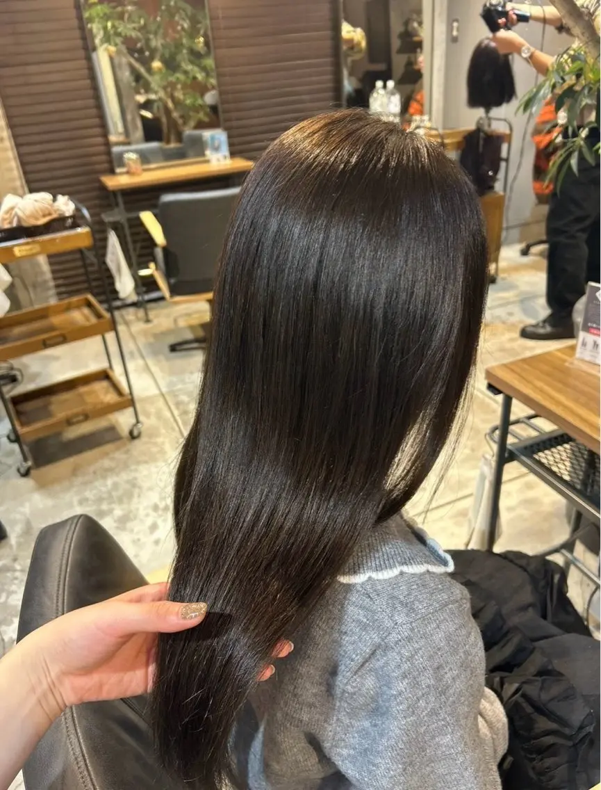 セミロング カラー 蓮沼 星弥のヘアスタイル
