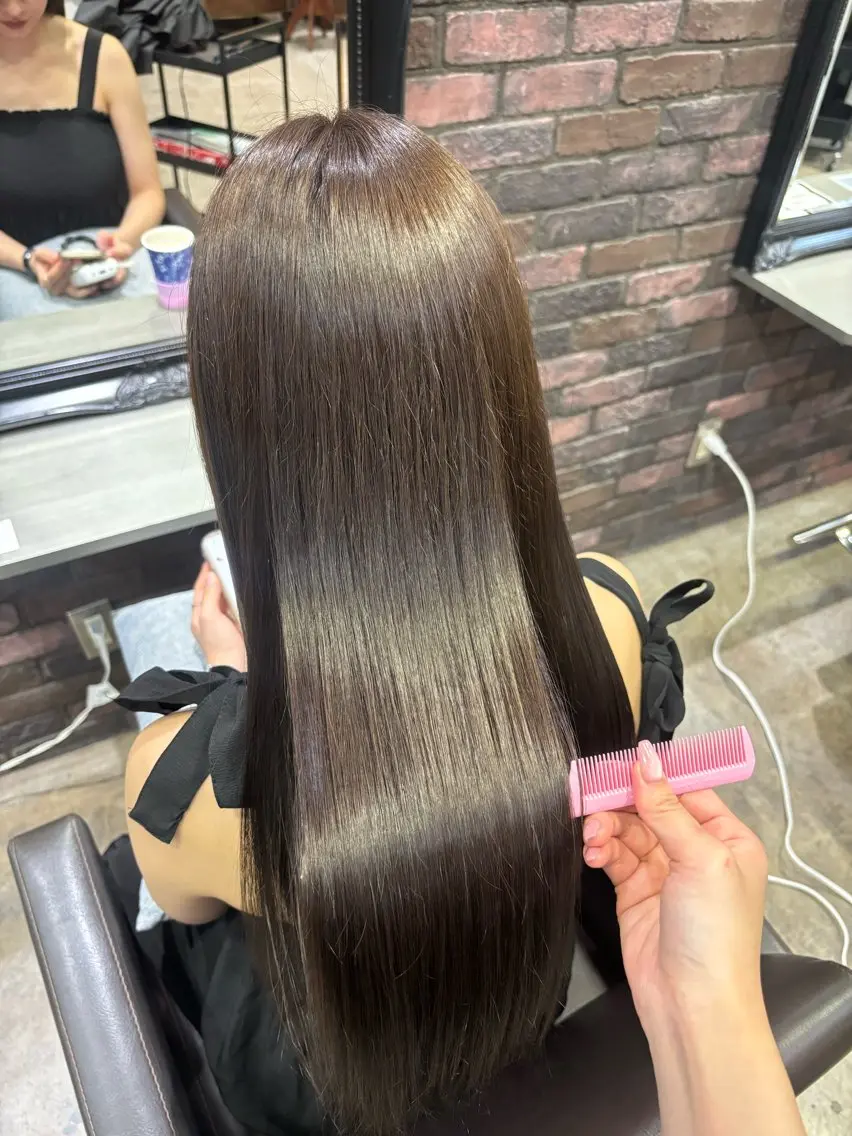 カラー 透明感カラー ここののヘアスタイル