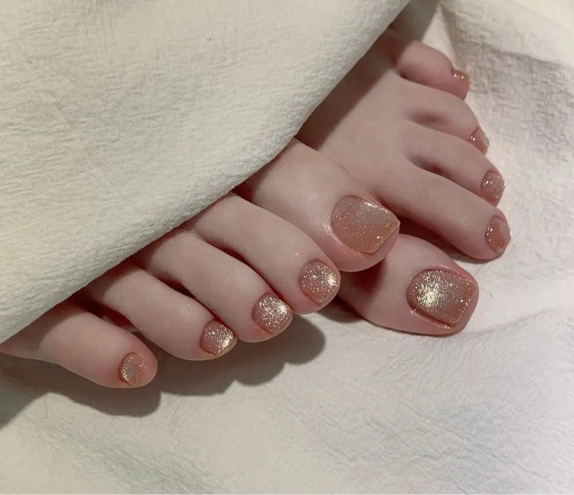 ネイル フットネイル 🎀PG🩵 ネイルサロンのネイルデザイン