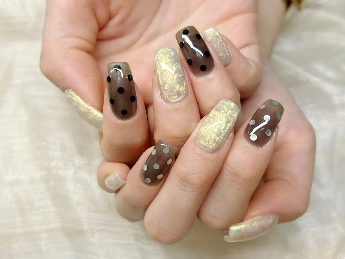 ネイル アートネイル 成人式 長さ出し フットネイル マグネットネイル ハンドネイル Lino Nailのネイルデザイン
