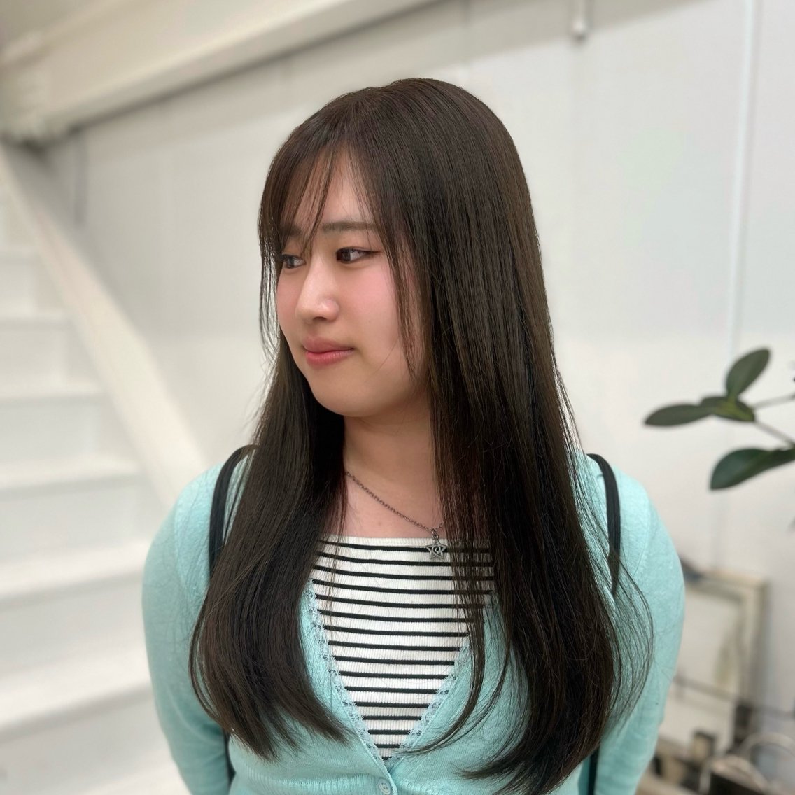 セミロング カラー ブラウンカラー オリーブブラウン enif るいのヘアスタイル
