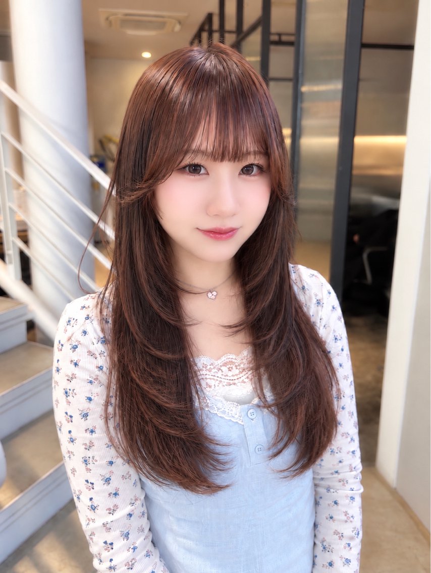 セミロング くびれヘア 顔周りカット 韓国風ヘア レイヤーカット 小顔カット yui/レイヤー/ 顔周り/透明感カラーのヘアスタイル