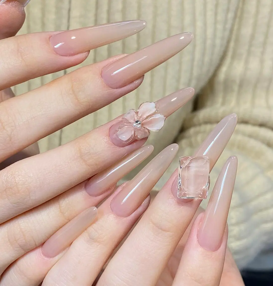 ネイル メンズ メンズ韓国風 アートネイル チークネイル 長さ出し フレンチネイル ハンドネイル ハンドケア 🦋new Nail🦋ニノのネイルデザイン