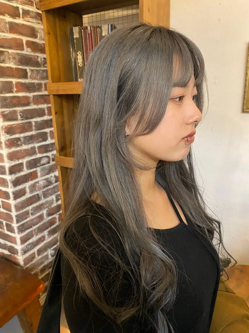 ロング 顔まわりレイヤー レイヤーカット ヘアカラー ヒラカホ/目黒/ ブリーチ/似合わせのヘアスタイル