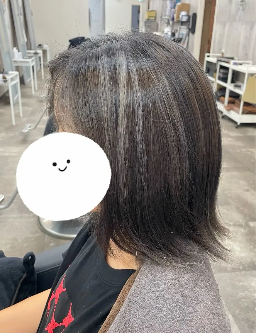 ミディアム カラー ハイライトカラー ハイライト ヘアカラー トリートメント 藤田 麗安のヘアスタイル