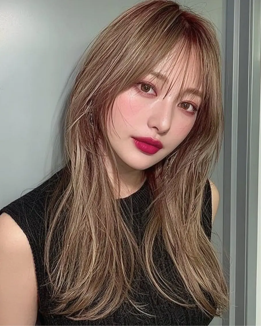 ロング ☁️透明感カラー× レイヤー ☁️ノアのヘアスタイル
