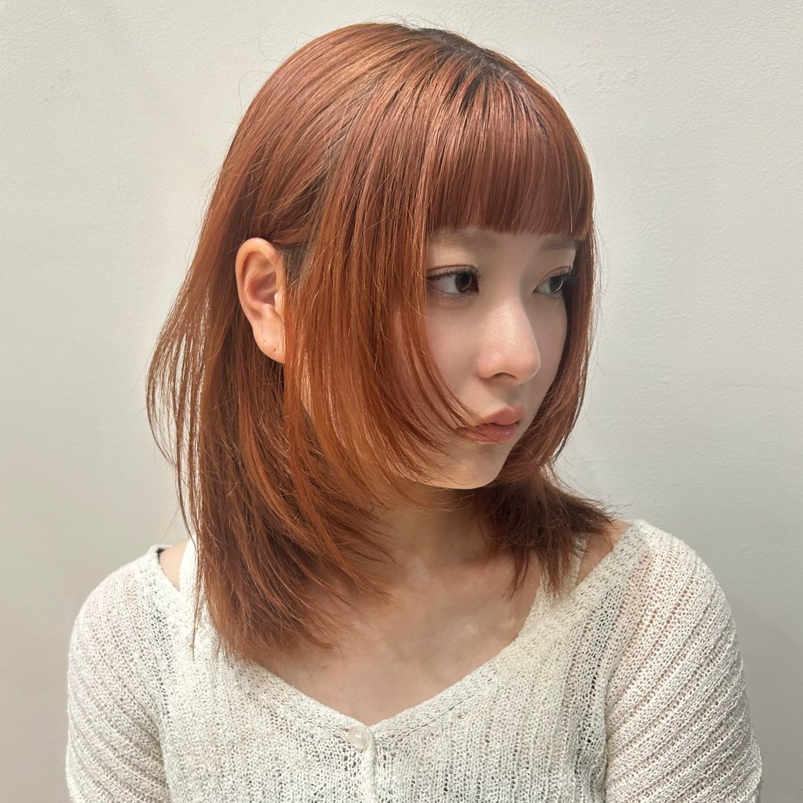 ミディアム 顔周りカット レイヤーカット newi広島/ akiのヘアスタイル