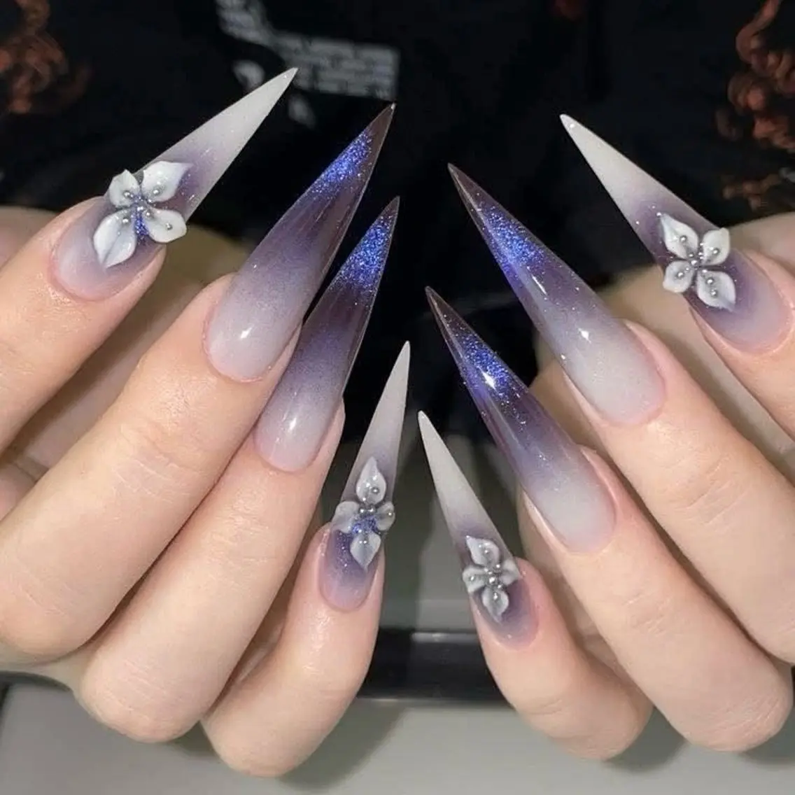 ネイル フラワーネイル グラデーション キラキラネイル 韓国ネイル ロングネイル ハンドネイル Umee Nailのネイルデザイン