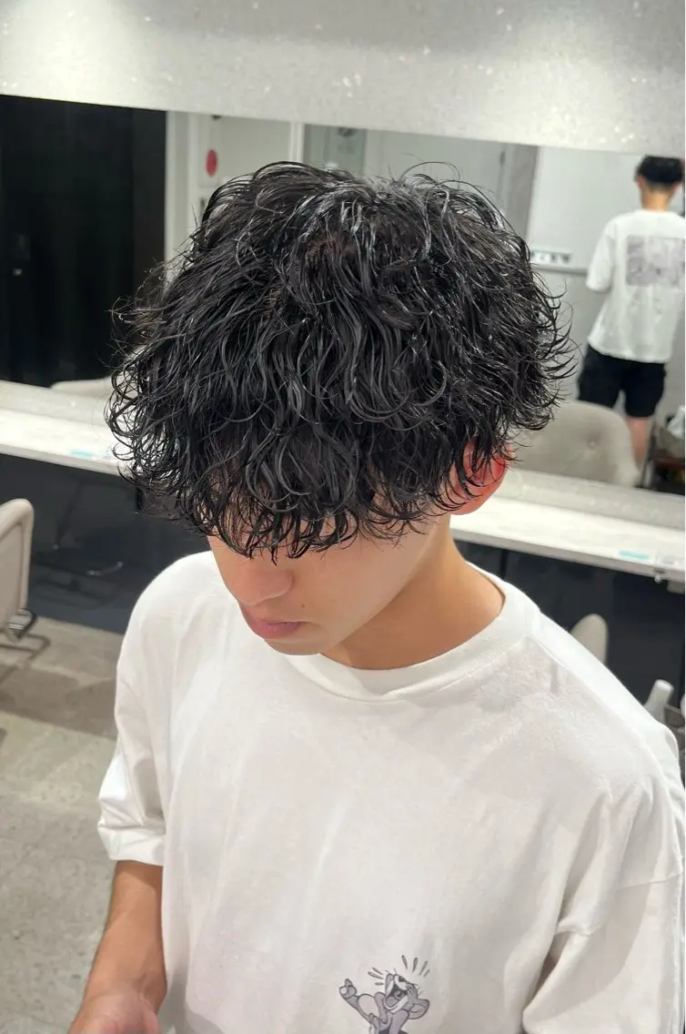 パーマ メンズ メンズパーマ 波巻きパーマ 🍐シャドウパーマ メンズ特化/守岡🍐のヘアスタイル