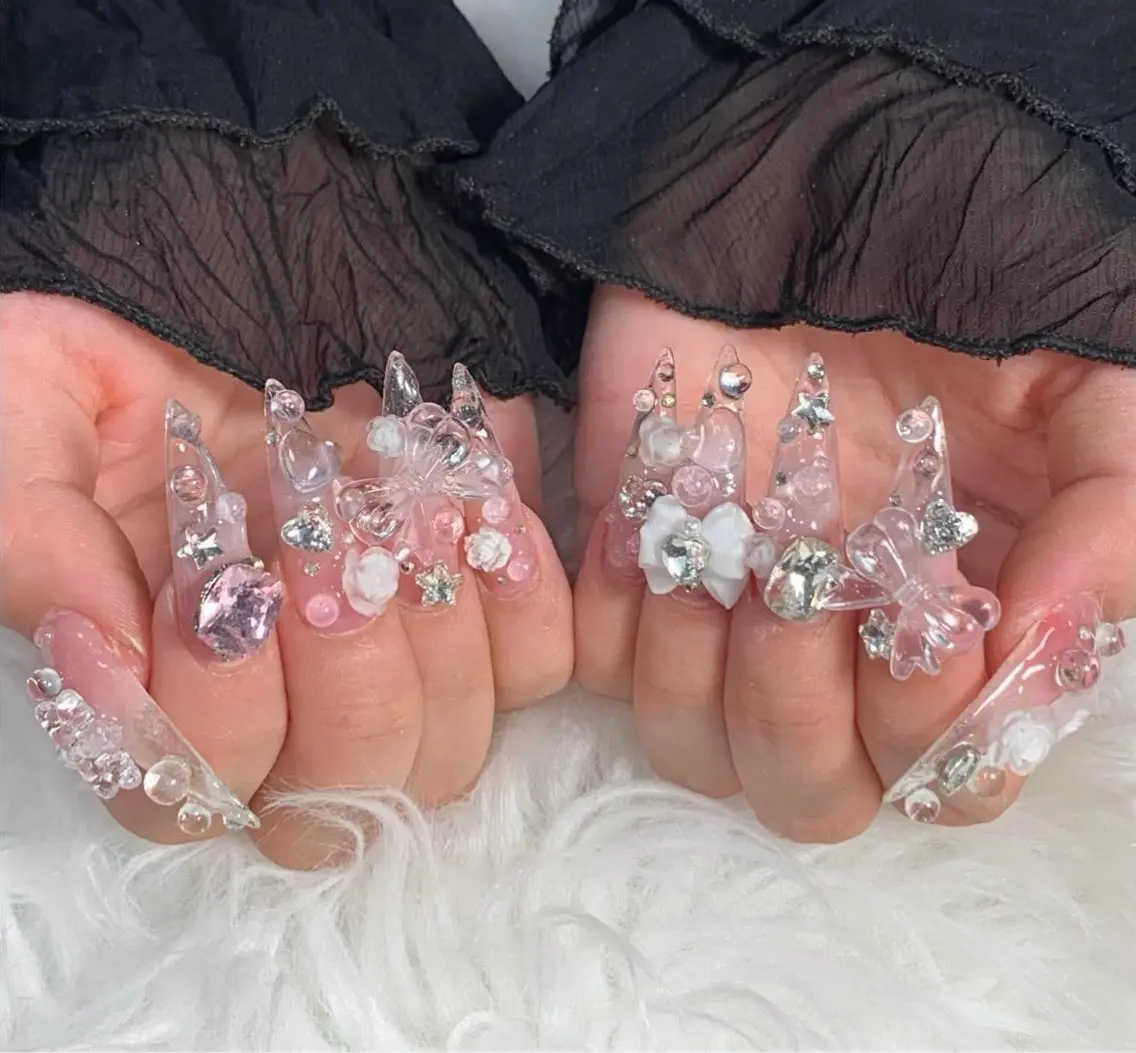 ネイル ハンドネイル Rinaky Amee Nailのネイルデザイン