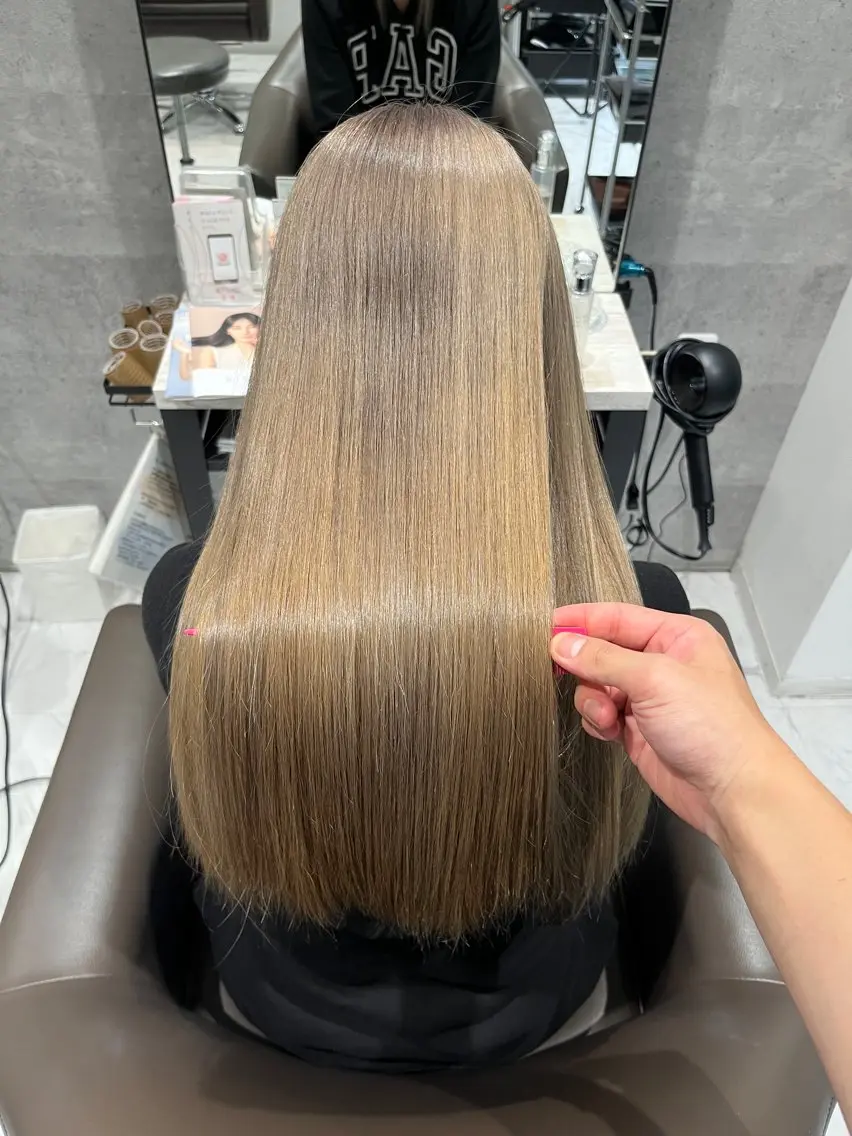 ロング カラー ヘアカラー トリートメント Grow by NYNY 坂本 理輝のヘアスタイル