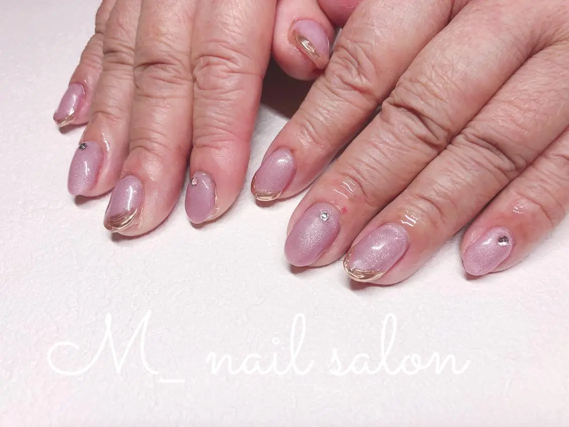 ネイル シンプルネイル M_ nail salonのネイルデザイン