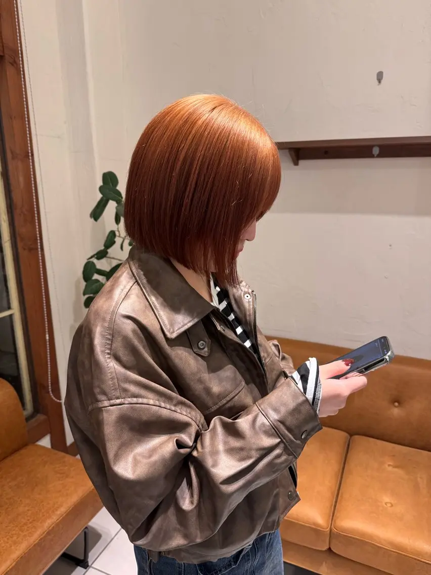 ショート 切りっぱなしボブ ボブ カット MEGU/layer cut/透明感カラーのヘアスタイル