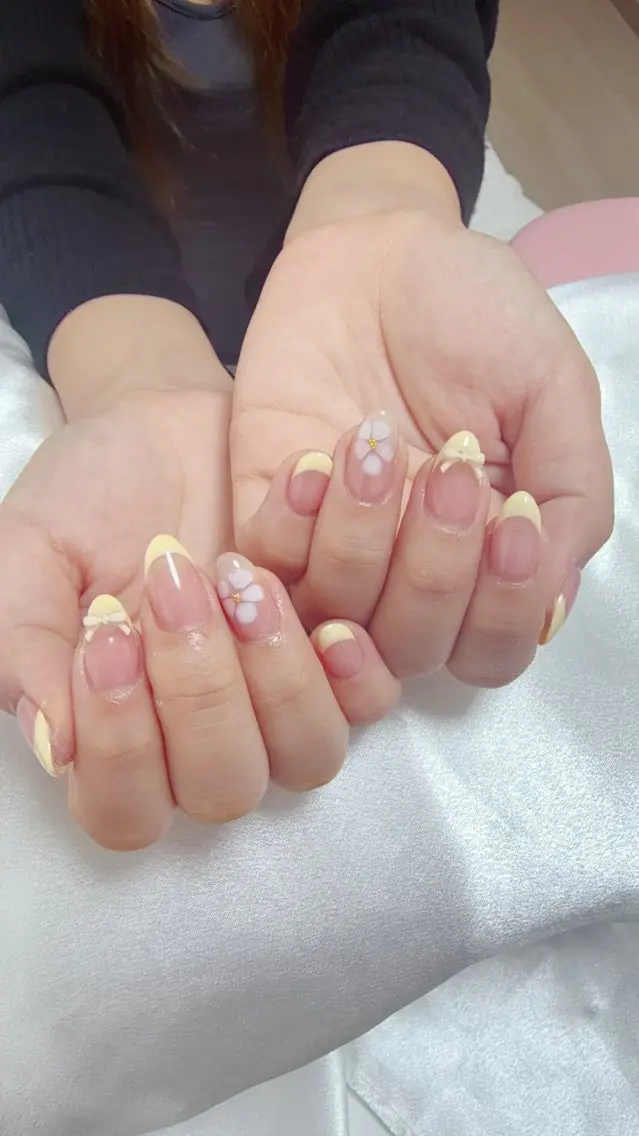 ネイル オーロラネイル チークネイル 長さ出し フットネイル フレンチネイル ハンドネイル Miss Nailのネイルデザイン