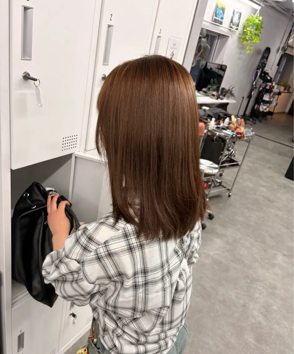 ミディアム カラー ベージュカラー 透明感カラー カット ヘアカラー LIV My【マイ】 髪質改善/箕面のヘアスタイル