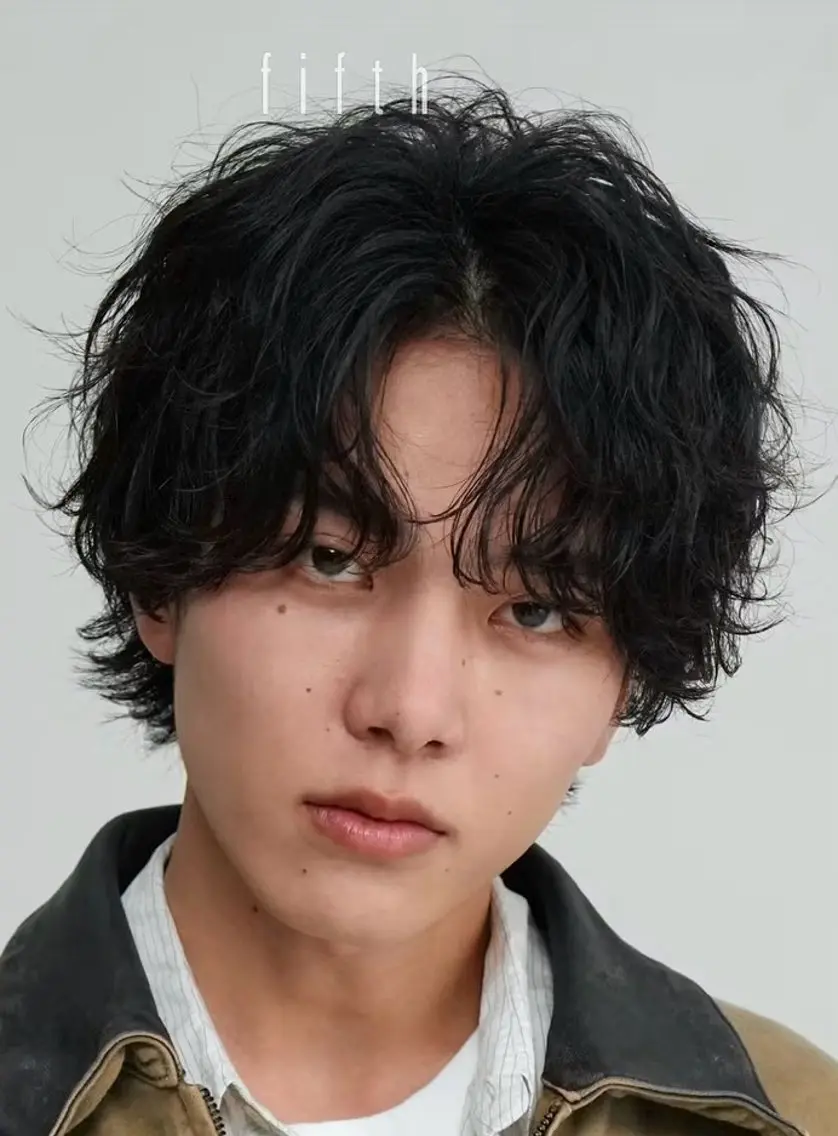 ミディアム カット パーマ 菅野 智敬のヘアスタイル