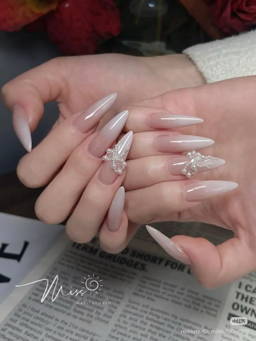ネイル 韓国ネイル マグネットネイル 持ち込み ハンドネイル Dyo Nail_Royalのネイルデザイン