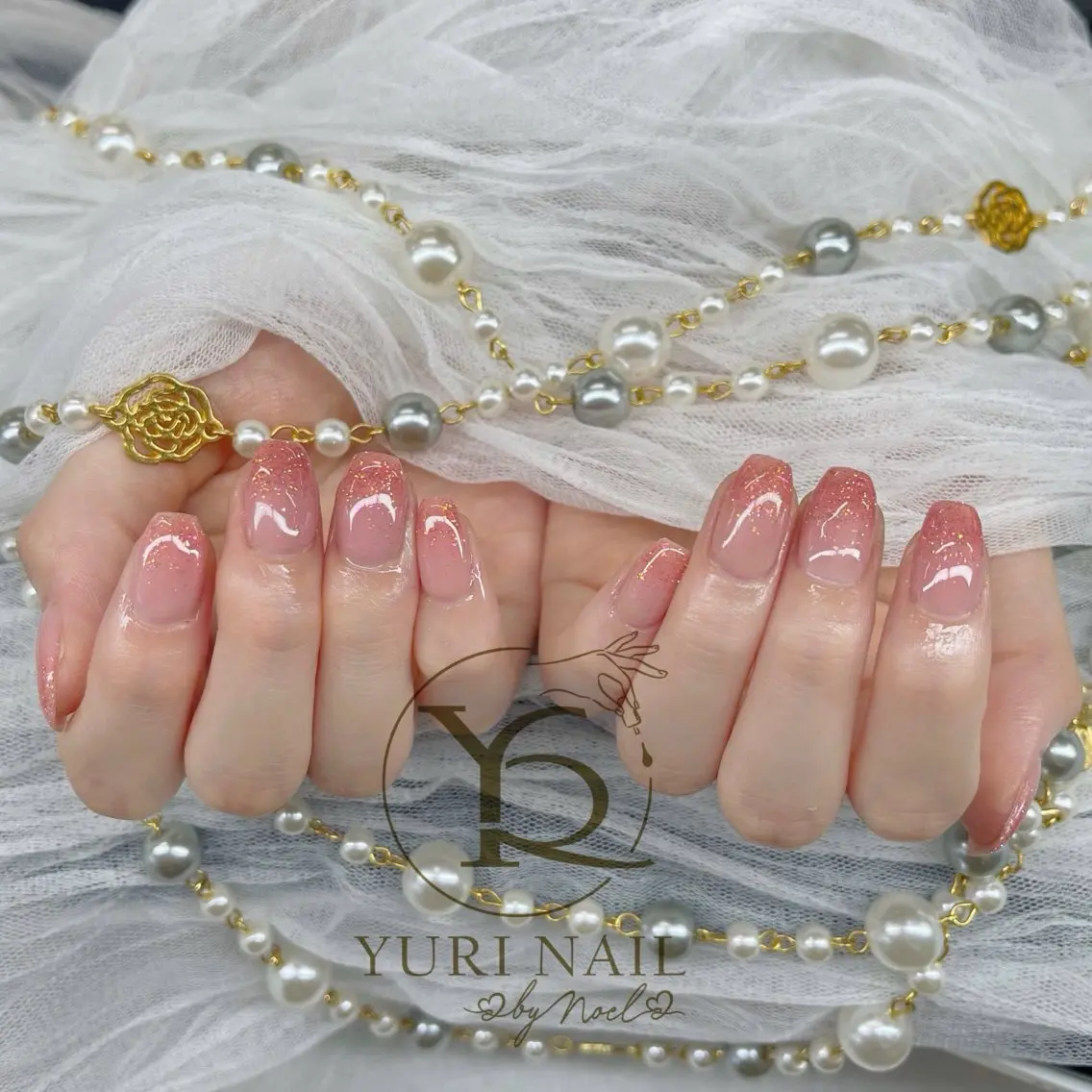 ネイル ハンドネイル フットネイル ハンドケア YURI Nail NARITAのネイルデザイン