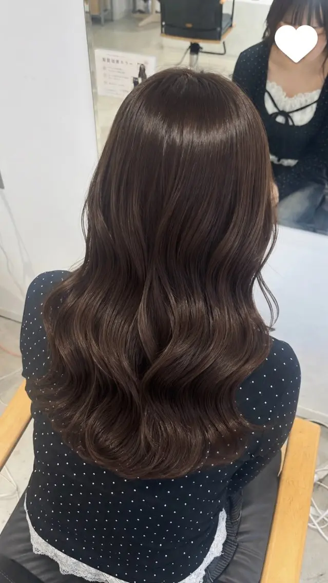 セミロング カラー カット ヘアカラー Hana 🩰のヘアスタイル