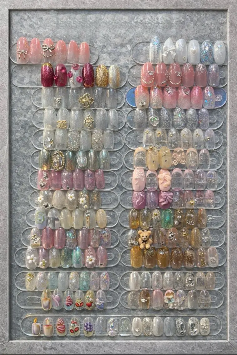 ネイル オーロラネイル 韓国ネイル マグネットネイル ミラーネイル シンプルネイル NailSalon✨ Écrinエクランのネイルデザイン