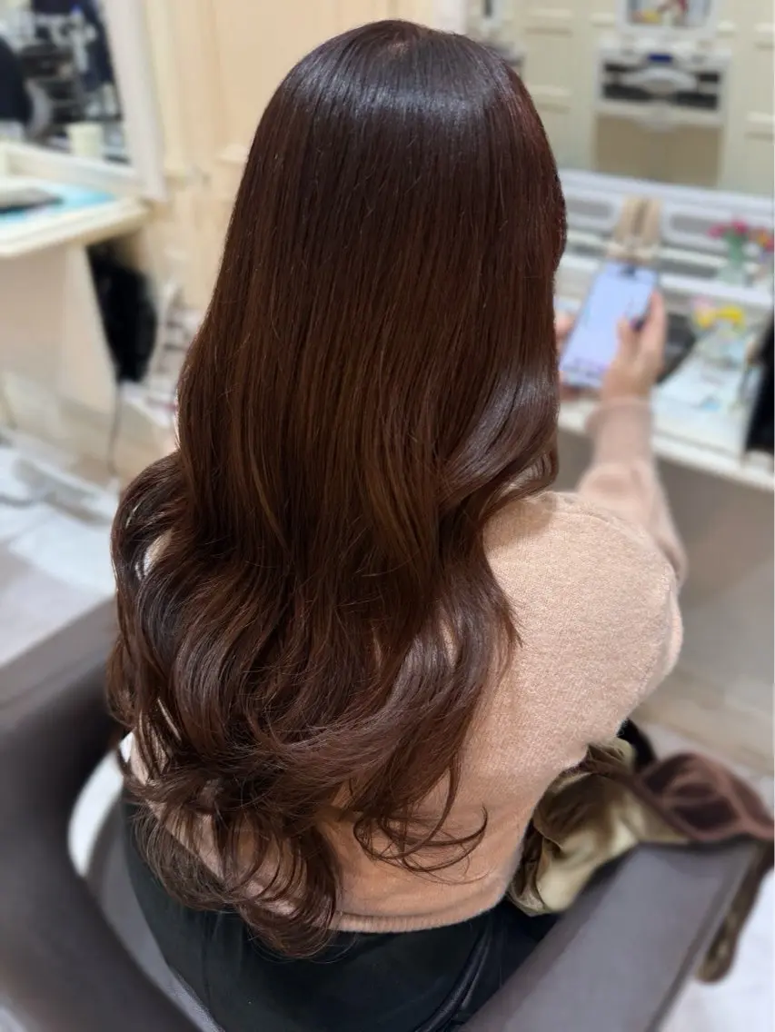 ロング カット ヘアカラー トリートメント 浅見 友梨香のヘアスタイル