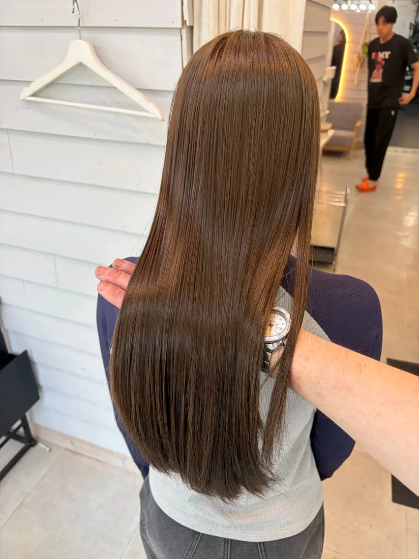 ミディアム カラー ベージュカラー オリーブベージュ ヘアカラー トリートメント ダブルカラー メンズパーマ大成のヘアスタイル