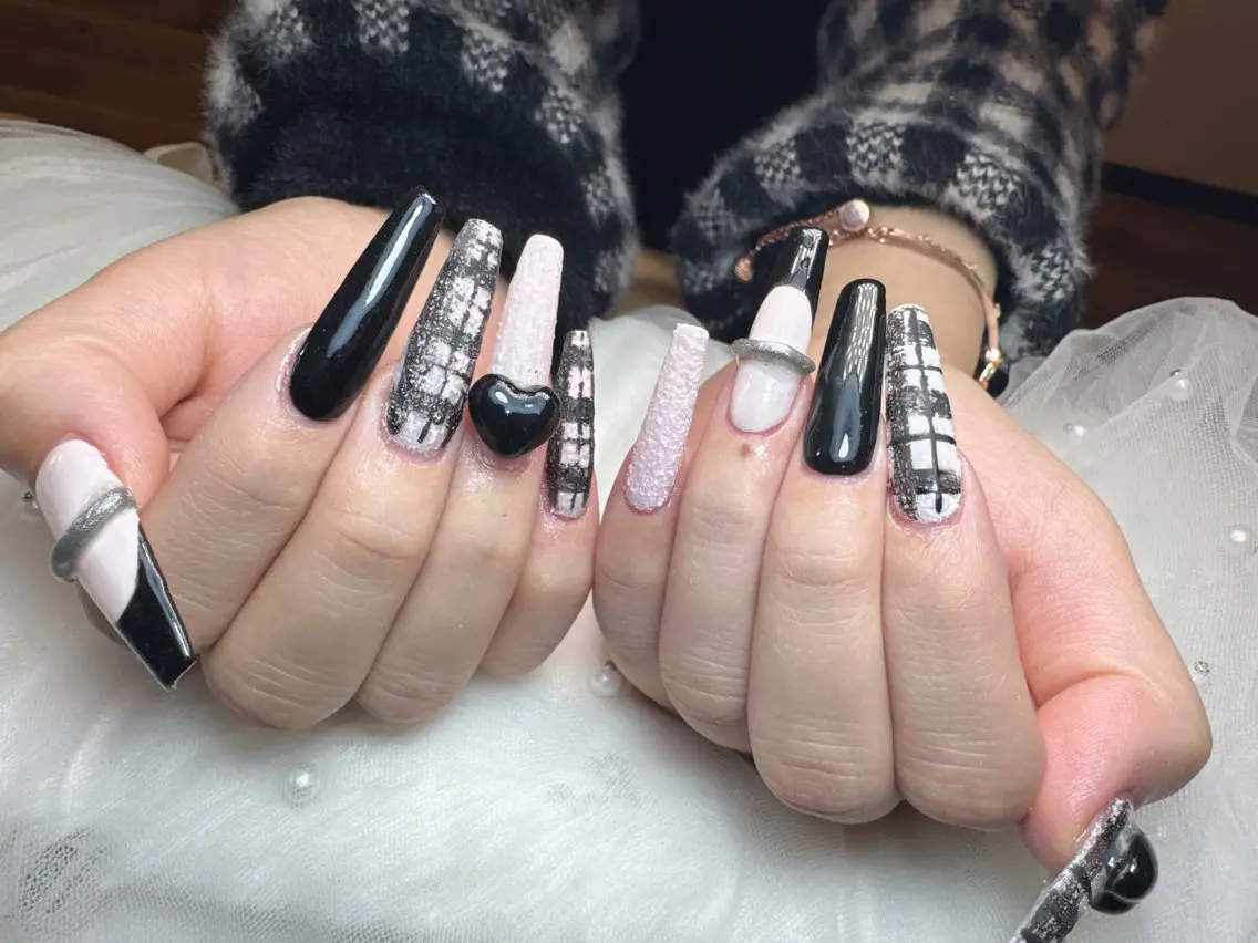 ネイル ハンドネイル リセス 高田馬場💎のネイルデザイン