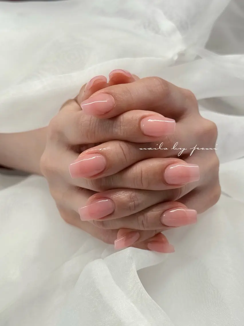 ネイル nails by poniのネイルデザイン