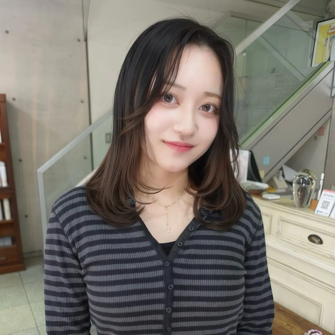 セミロング SUZUKI KOMIのヘアスタイル