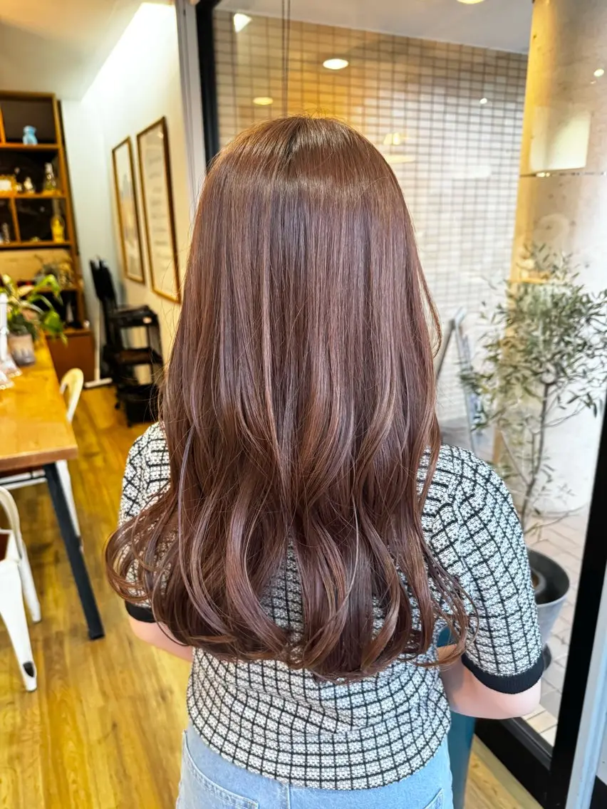ロング カラー ヘアカラー トリートメント ツキダテ ユイのヘアスタイル