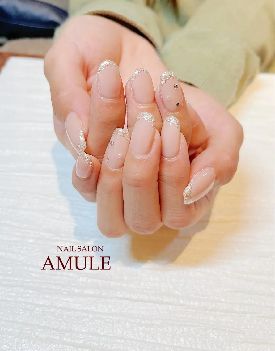 ネイル フレンチネイル ワンカラーネイル ストーンネイル ハンドネイル NAILSALON AMULEのネイルデザイン