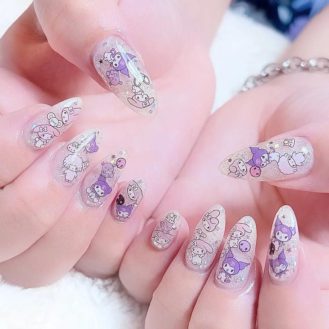 ネイル 持ち込み ハンドネイル Naruse Momoのネイルデザイン