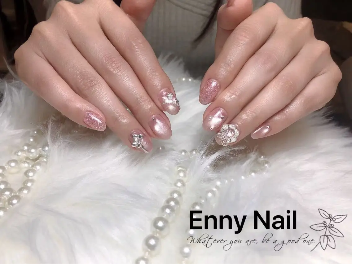 ネイル チークネイル フットネイル フレンチネイル ジェルネイル ガラスフレンチ Nailsalon Ennyのネイルデザイン