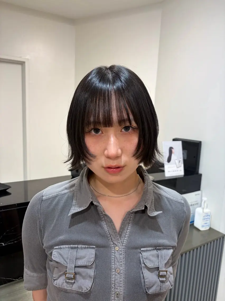 ショート すみれ🪽オリー ブ🌱レイヤーボブのヘアスタイル
